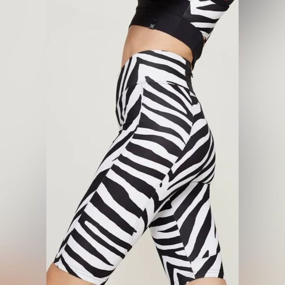 Redemption Athletix Zebra Cyclist Shorts Size Medium - Picture 2 of 7